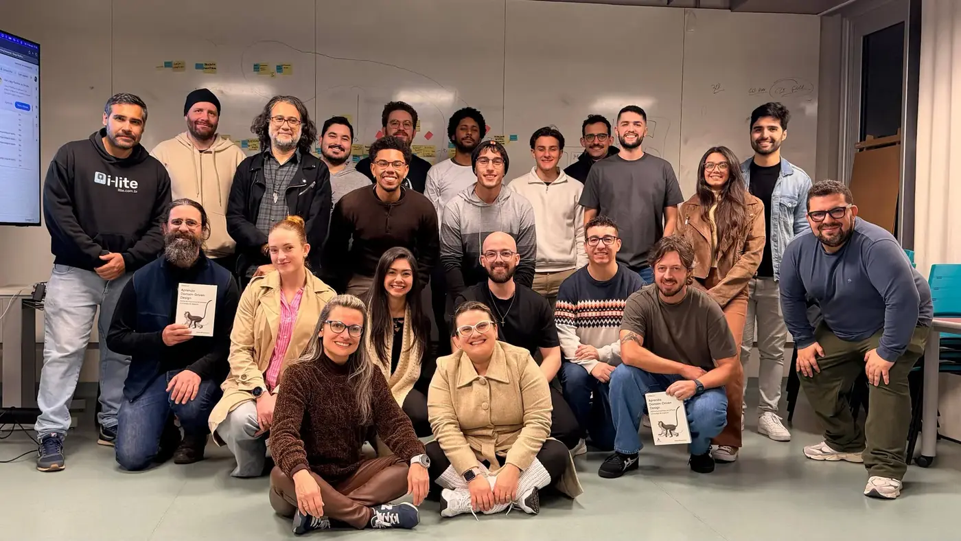 Descobrindo domínios com EventStorming