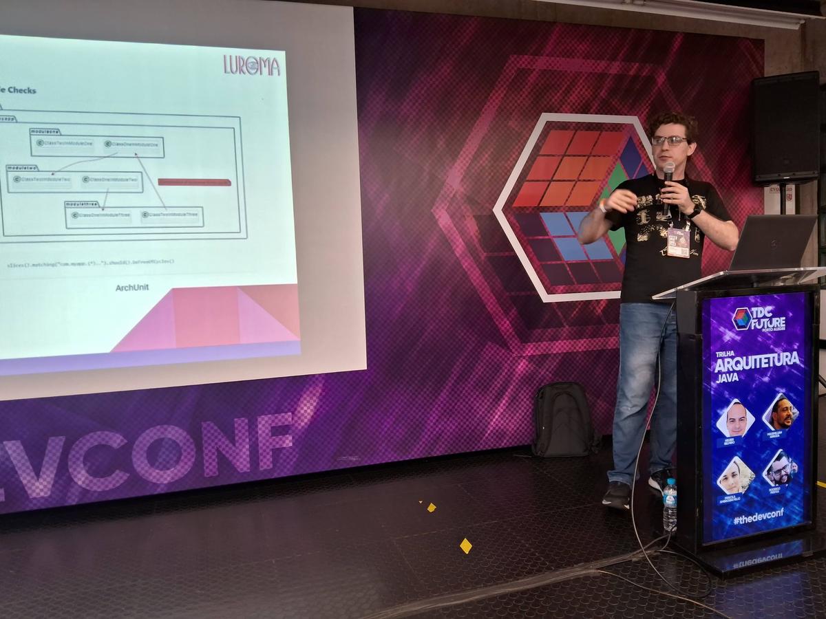 Modular Monoliths: reduza a complexidade e foque no essencial!
